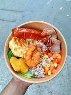 Hình ảnh Mì trộn đặc biệt + Ly Hồng Trà Tắc 