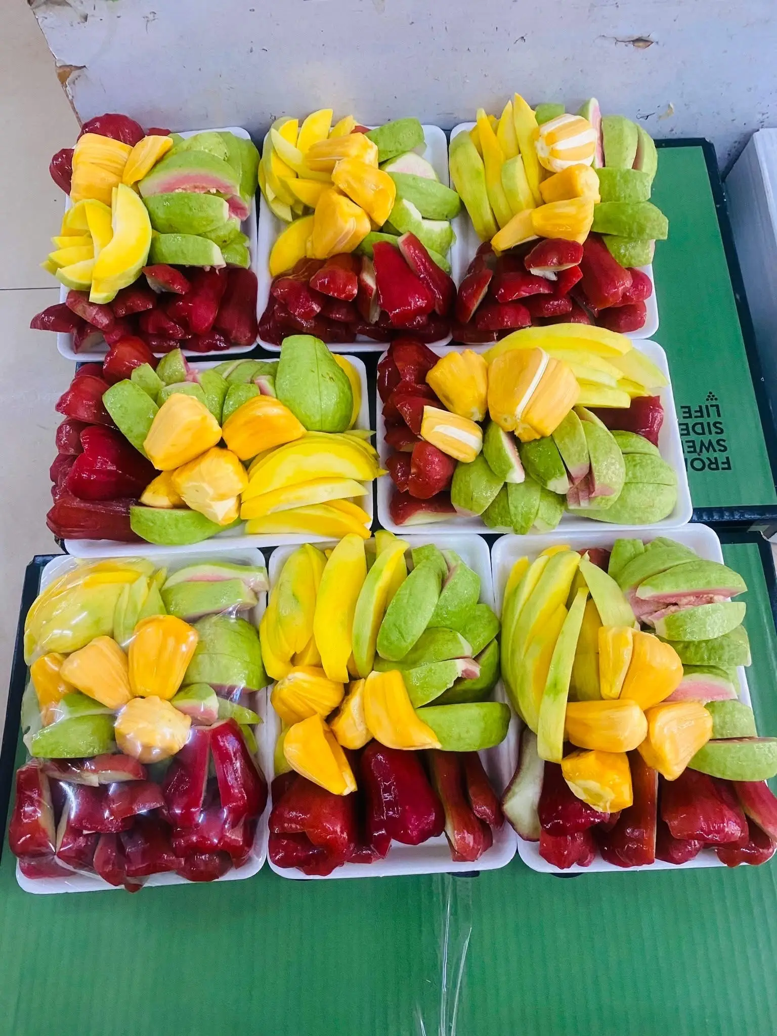 Hình ảnh khay hoa qủa bổ sẵn( shop tự mixx)
