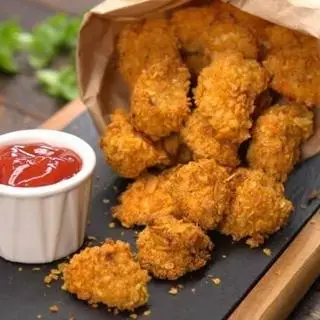 Hình ảnh 100Gr Gà Viên lắc Phomai