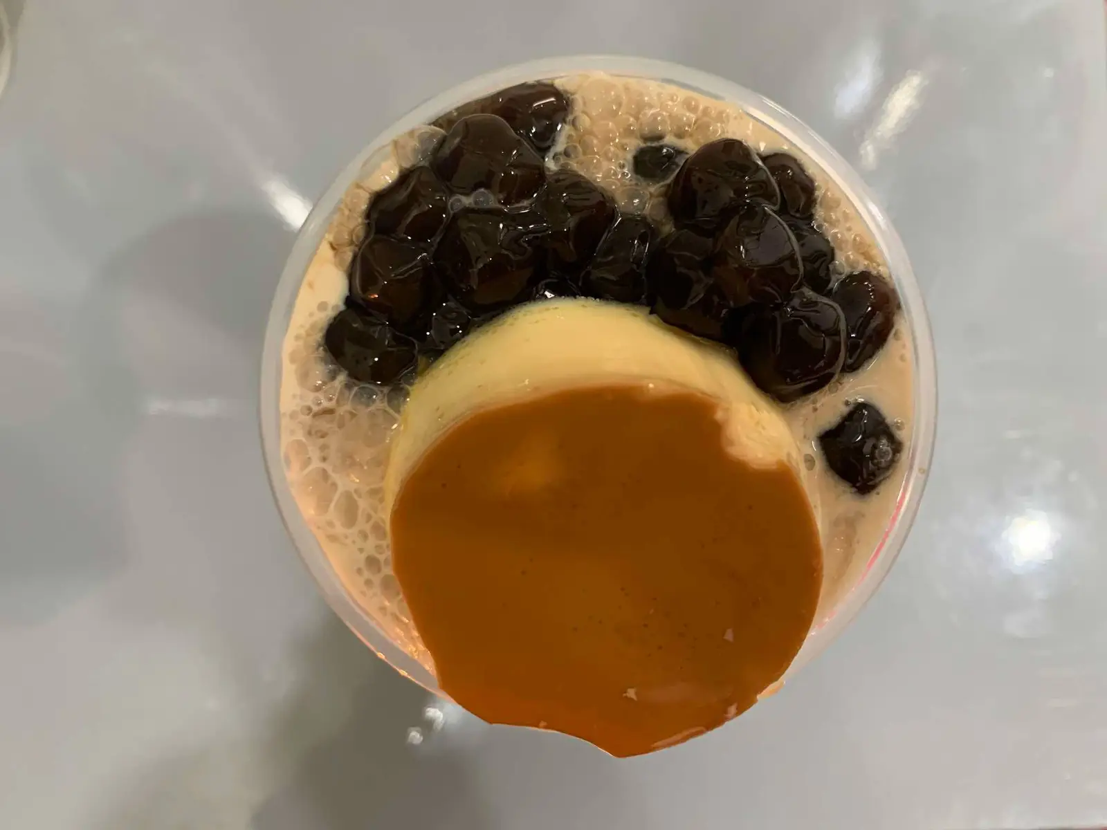 Hình ảnh Trà sữa Bánh Flan 1 cái / Milk tea with 1 flan cake