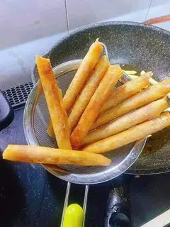 Hình ảnh Nem Vỏ Giòn 8 Cái