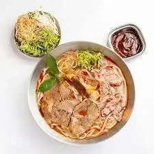 Hình ảnh Bún bò tái nạm