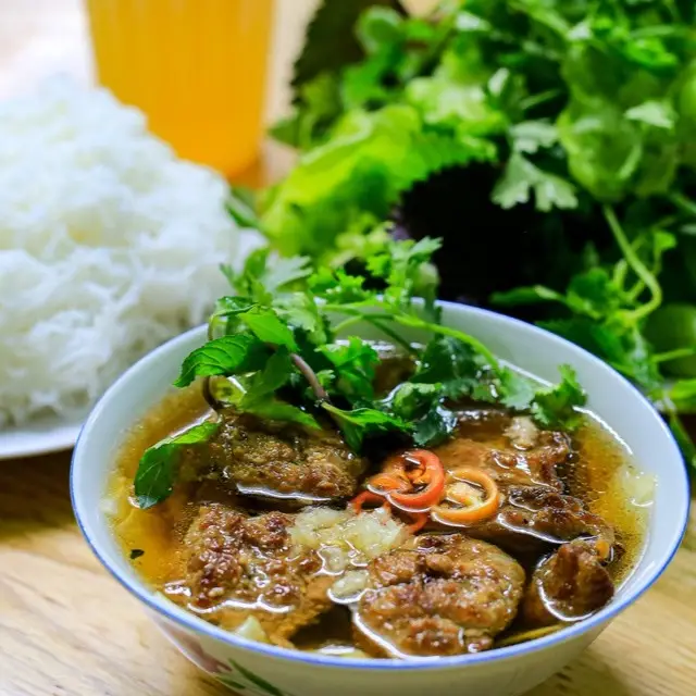 Hình ảnh Bún chả lẫn