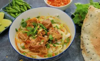 Hình ảnh Mì quảng sườn