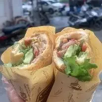 Hình ảnh Bánh mì pate trứng chả