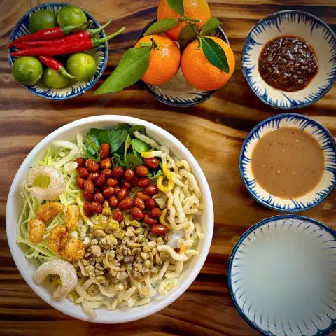 Hình ảnh Món Ngon Xứ Huế - Ung Văn Khiêm