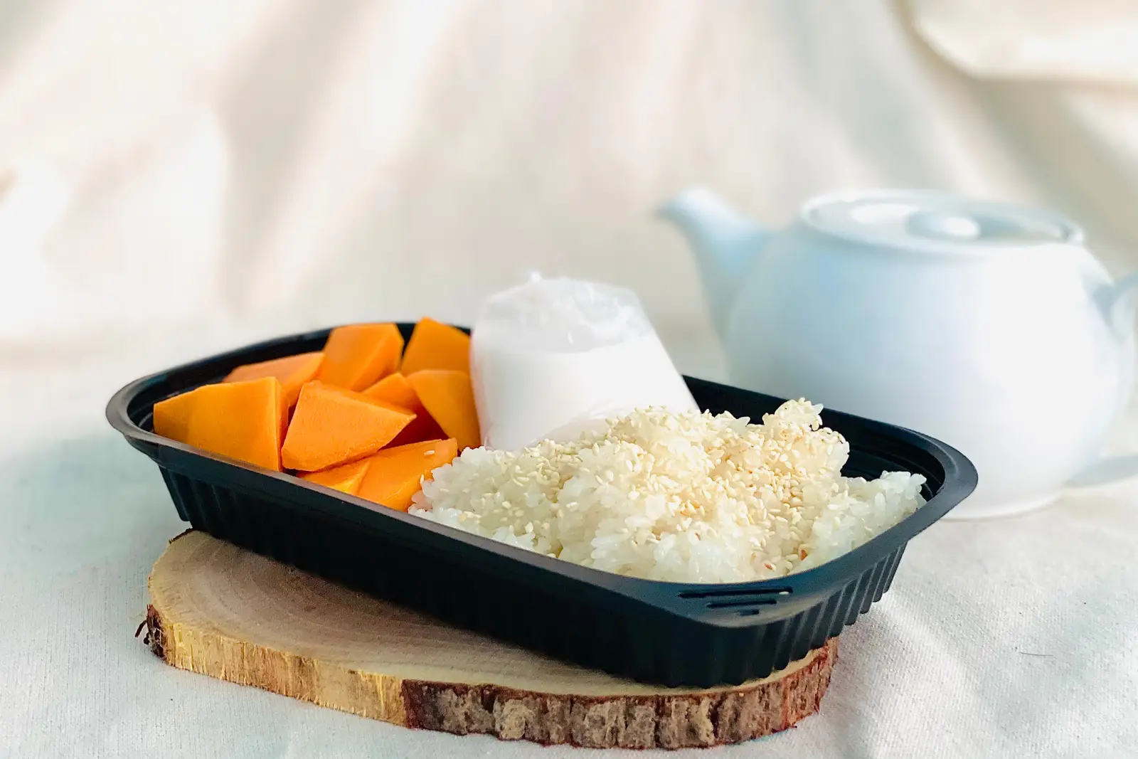 Hình ảnh Xôi Xoài Yellow Mango - Lê Văn Quới