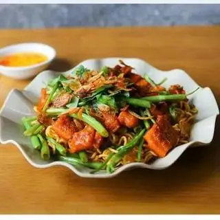 Hình ảnh Mì xào phá lấu