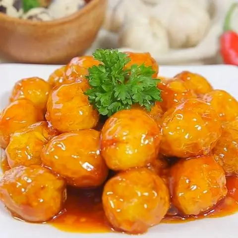 Hình ảnh Ân Ân - Da Gà & Chim Cút Trứng Chiên Bơ - Tên Lửa