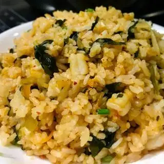 Hình ảnh Cơm chiên rong biển chay