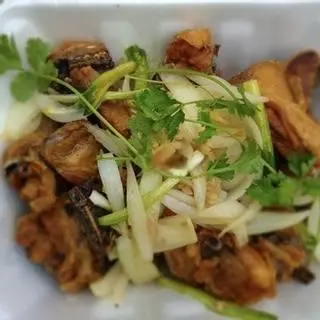 Hình ảnh Gà chặt chiên nước mắm