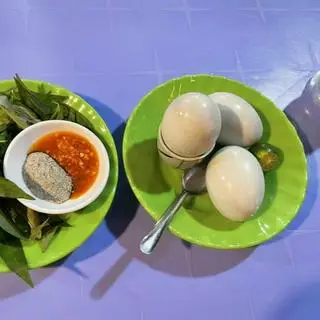 Hình ảnh Hột vịt lộn
