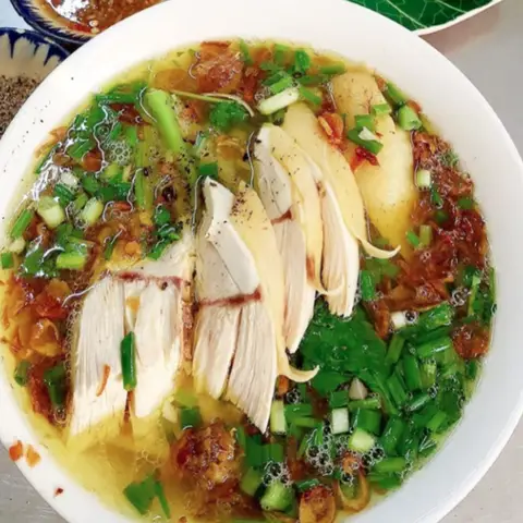Hình ảnh Combo 2 Hủ tiếu thịt gà có( Khô và Nước )