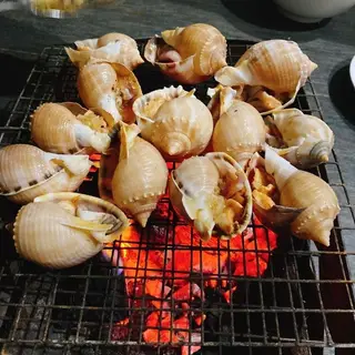 Hình ảnh Ốc tỏi nướng nước mắm
