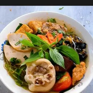 Hình ảnh Canh bún tô đặc biệt kèm trà tắc ly lớn