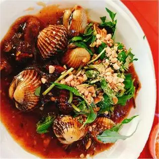Hình ảnh Sò huyết xào me