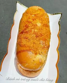 Hình ảnh Bánh hoa cúc trứng muối