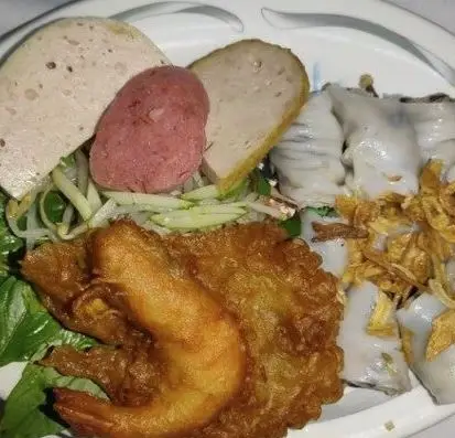 Hình ảnh Bánh cuốn có bánh tôm