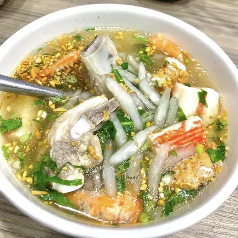 Hình ảnh Quán Bác Tú - Banh Canh & Bún Riêu - Vạn Hạnh 3