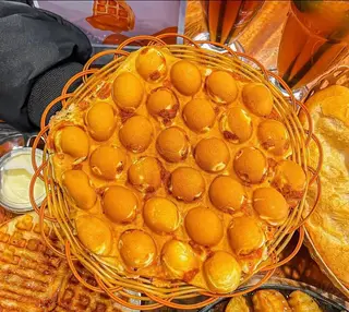 Hình ảnh Bánh trứng gà non sốt dâu