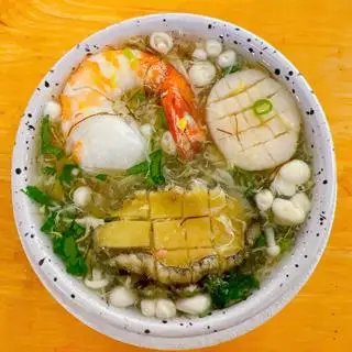 Hình ảnh Soup tóc tiên bào ngư hải sản