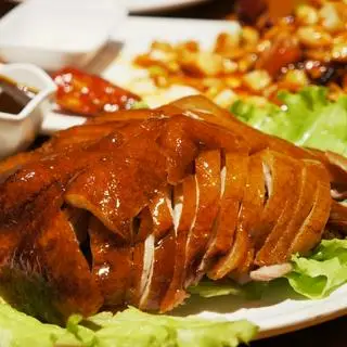 Hình ảnh Nửa con vịt quay Bắc Kinh