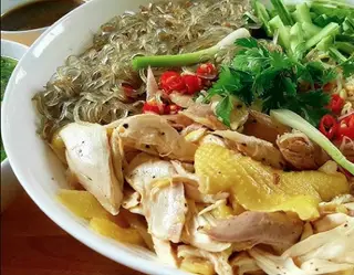 Hình ảnh Miến trộn gà xé
