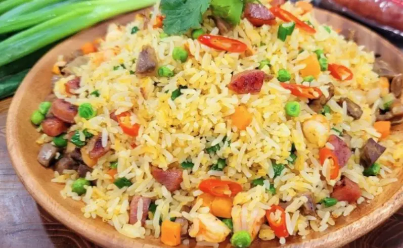 Hình ảnh Cơm chiên Dương Châu
