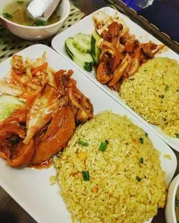 Hình ảnh Cơm rang gà lóc xương