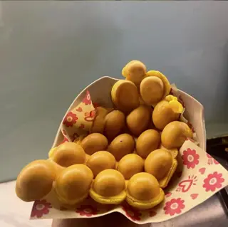 Hình ảnh Bánh trứng gà non sốt truyền thống