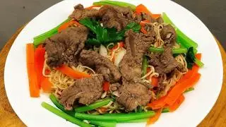 Hình ảnh Mì gói xào bò