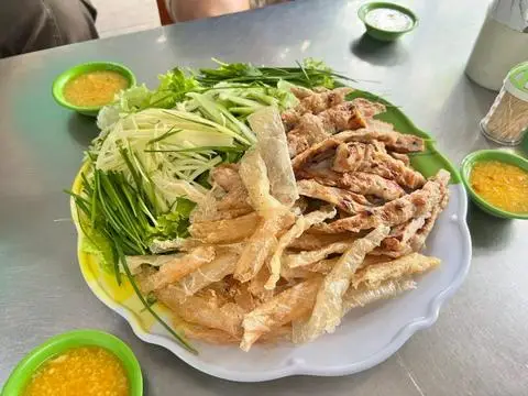 Hình ảnh Bảo Quyên - Nem Nướng Phú Yên - Võ Văn Hát
