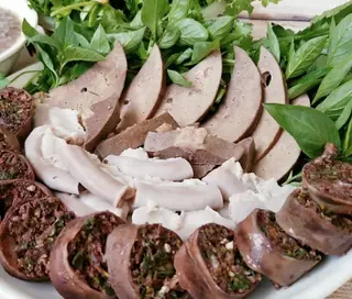 Hình ảnh Lòng hấp đĩa nhỏ