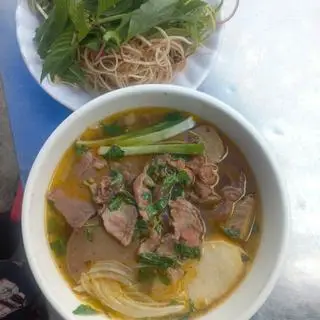 Hình ảnh Bún bò thập cẩm