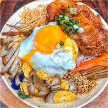 Hình ảnh Cơm Tấm Long Xuyên - Đèn 4 Ngọn - Cách Mạng Tháng Tám