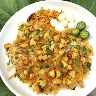 Hình ảnh Bánh tráng trộn mỡ hành tóp mỡ