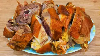 Hình ảnh Gà hun khói nửa con