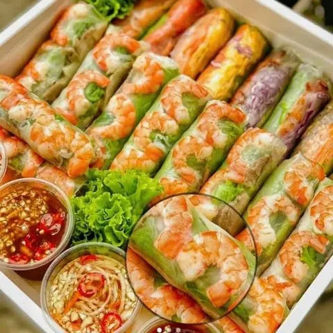 Hình ảnh Bếp Titmits - Cuốn Tôm Ngũ Vị - Khu Đấu Giá Ngô Thì Nhậm