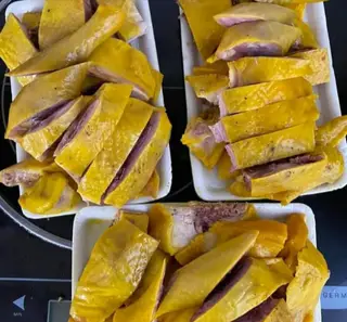 Hình ảnh Gà ủ muối hoa tiêu nguyên con ( lạnh) chặt sẵn