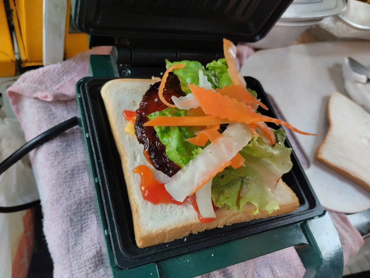 Hình ảnh Sandwich bò burger