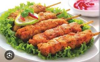 Hình ảnh 1 gà xiên que nướng
