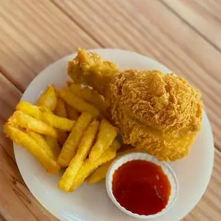 Hình ảnh Combo đùi gà +khoai tây lắc phô mai