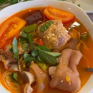 Hình ảnh Bún Riêu Giò