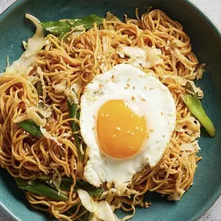 Hình ảnh Mỳ trộn trứng