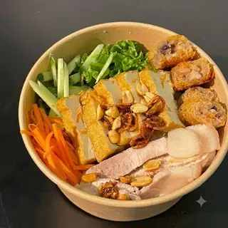 Hình ảnh Bún nước tương thịt luộc topping 4 loại