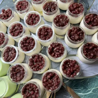 Hình ảnh Sữa chua đậu đỏ