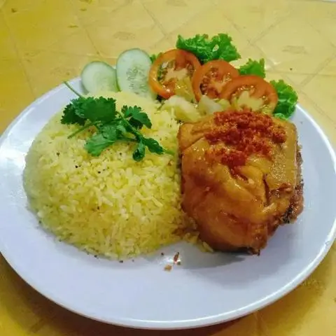 Hình ảnh Thanh Hoài - Cơm Gà & Cơm Chiên - Dương Công Khi