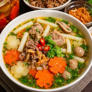 Hình ảnh Nui sườn bò hầm