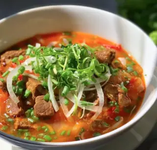 Hình ảnh Phở sốt vang