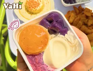 Hình ảnh Tàu hũ khoai tím sốt dừa non caramen
